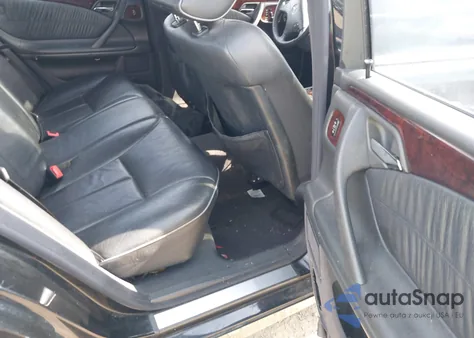 2000 Mercedes-Benz E 320 from USA, damaged, VIN WDBJF65J8YB140156